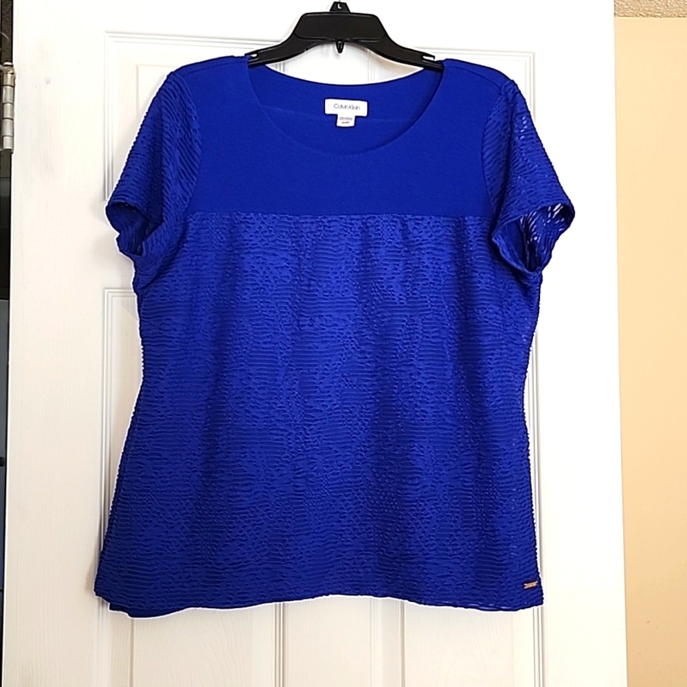 Calvin Klein top